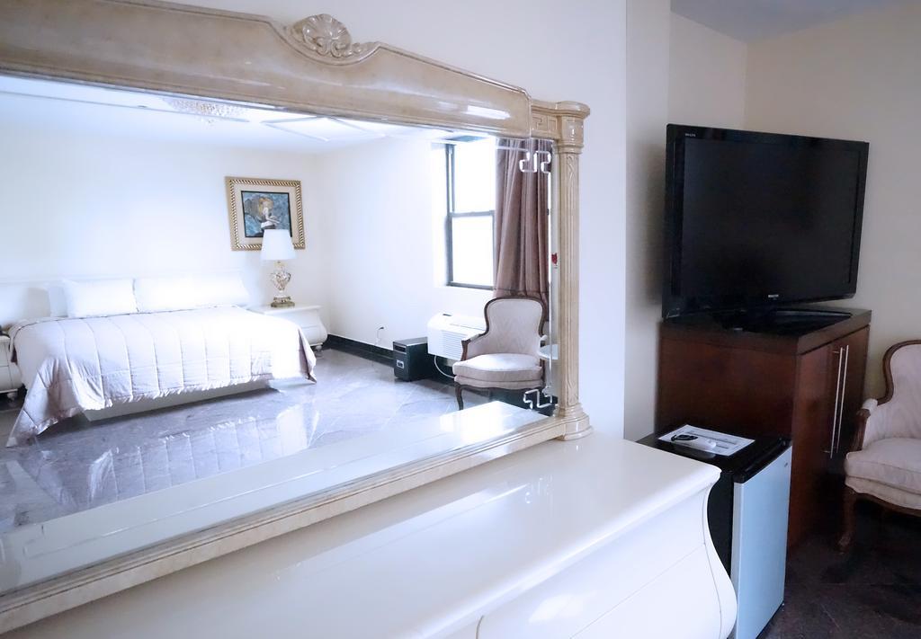 Paris Suites Hotel New York Esterno foto