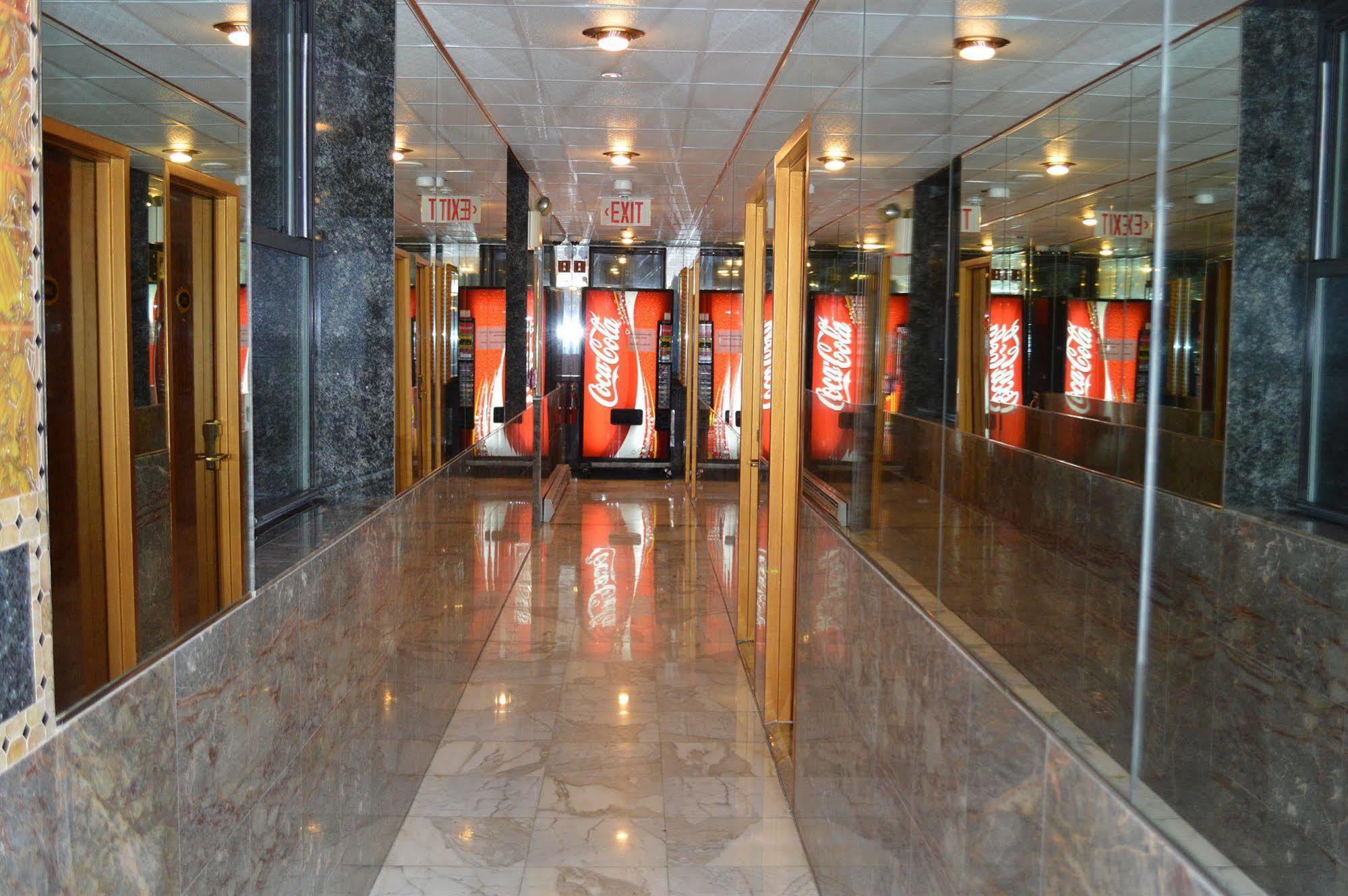 Paris Suites Hotel New York Esterno foto